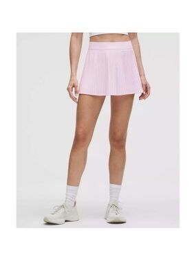 Lululemon Varsity High-Rise
Pleated Tennis Skirt
Strawberry Milkshake Sz-14